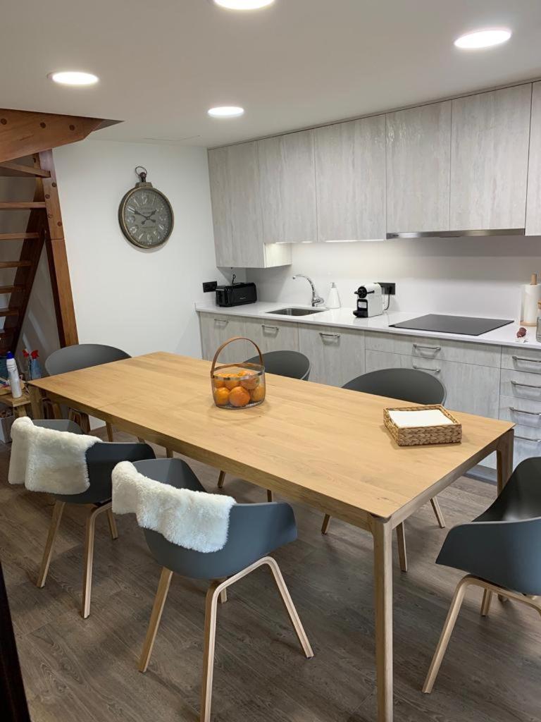 Tuca Del Mont Apartment Benasque Bagian luar foto
